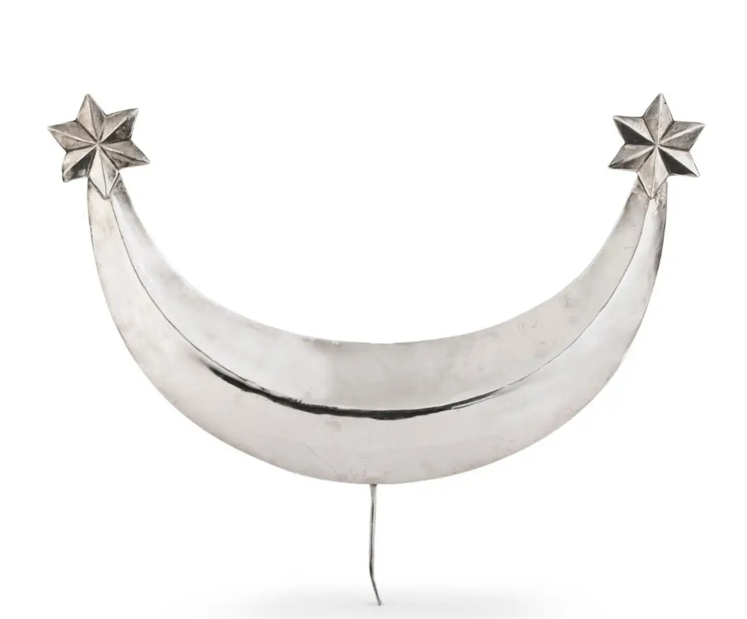 Set of five crescent moons - Image 7