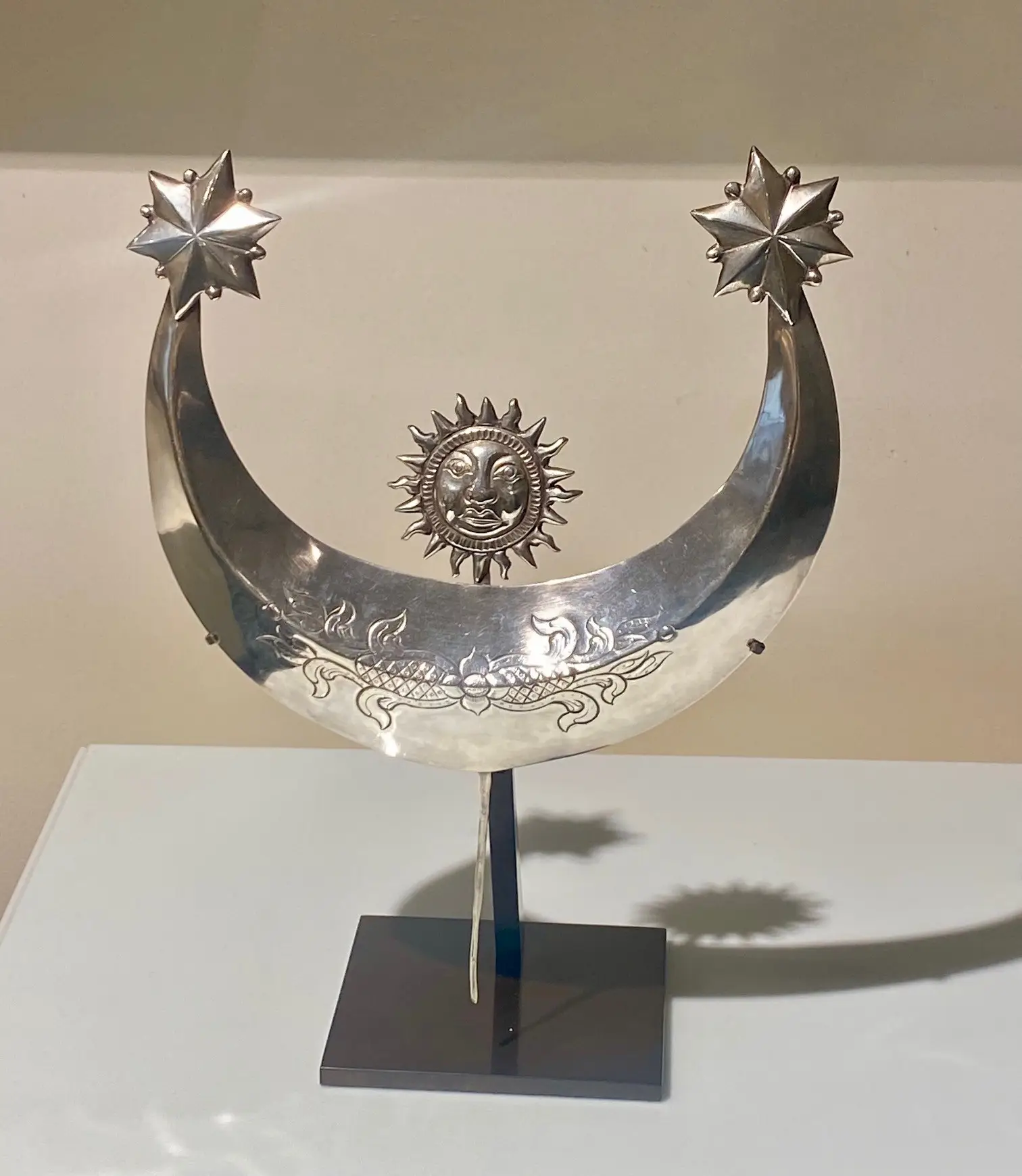 Set of five crescent moons - Image 4