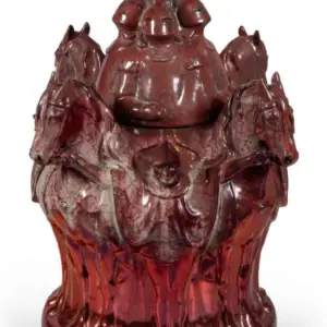 Vase sculptural à couvercle