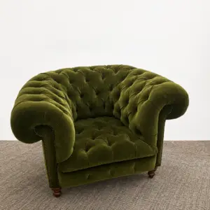 Paire de fauteuils Chesterfield