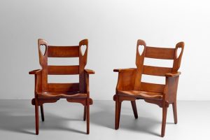 HERMAN DEVRIES Paire de fauteuils Heart 2